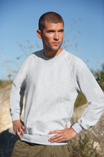 Fruit of the Loom Classic Raglan Sweat